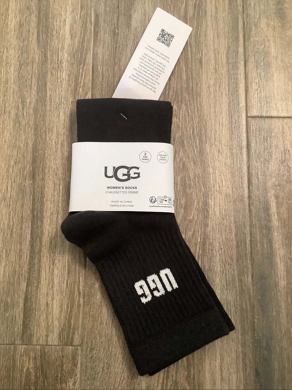 UGG Women's One Size Black Quinlin Logo Comfort Athleisure Quarter Socks U1-18